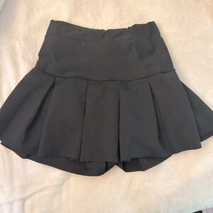 Pleated Black Elastic Miniskirt